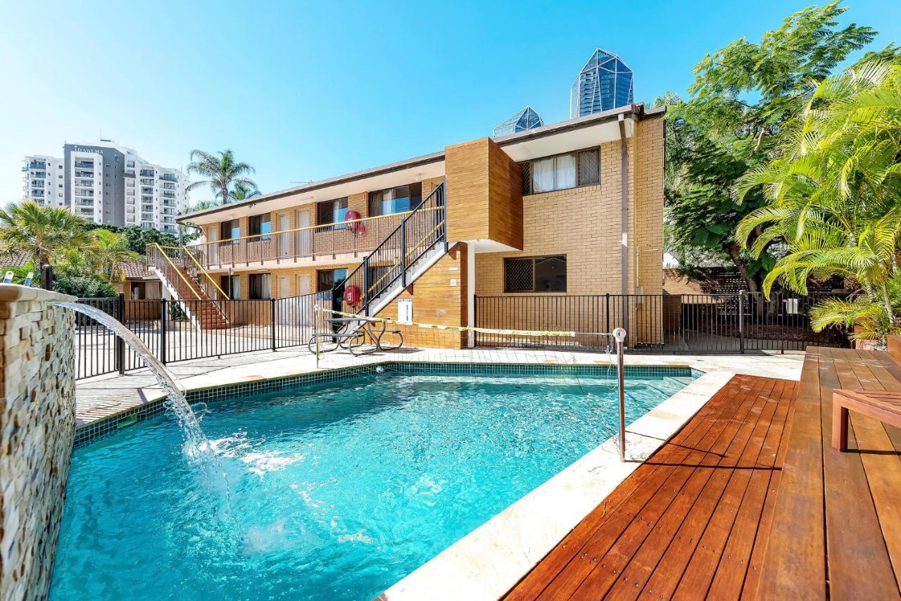 Maxmee Backpackers Resort Gold Coast Ngoại thất bức ảnh