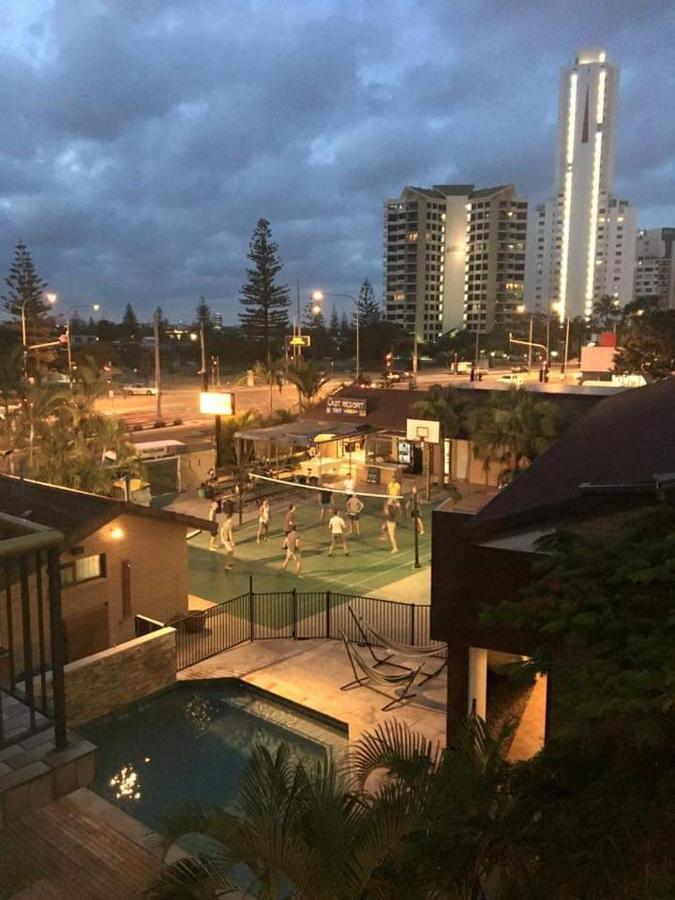 Maxmee Backpackers Resort Gold Coast Ngoại thất bức ảnh